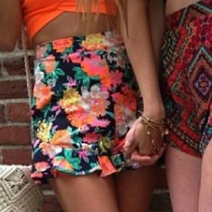 NWT. LF high waisted shorts with ruffles.